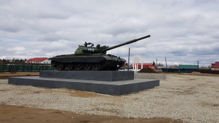 площадь воинской славы в с. Сунтар